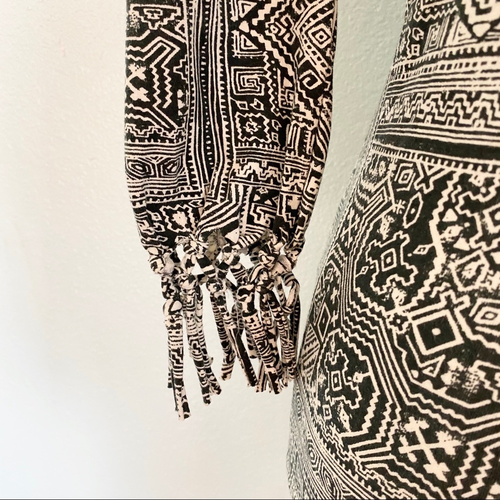 NWT Billabong  Black & White Patterned Dress sz S - Picture 3 of 7